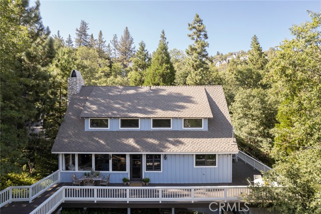 Detail Gallery Image 2 of 44 For 28819 North Shore Rd, Lake Arrowhead,  CA 92352 - 6 Beds | 6 Baths