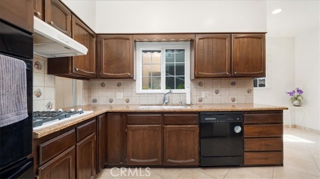 Detail Gallery Image 12 of 42 For 1511 Coolidge Ave, Pasadena,  CA 91104 - 4 Beds | 2 Baths
