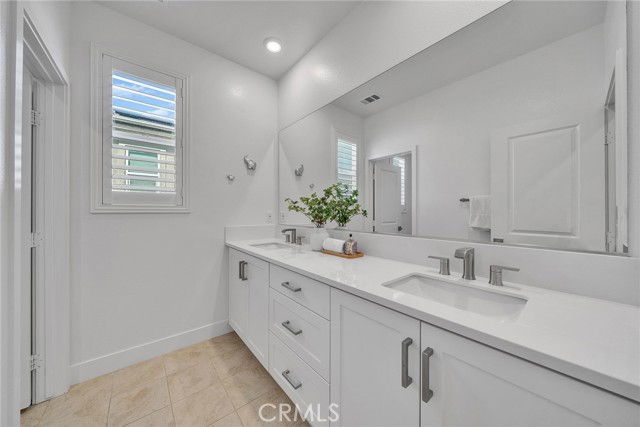 Detail Gallery Image 21 of 36 For 293 Lynx, Irvine,  CA 92618 - 4 Beds | 3 Baths