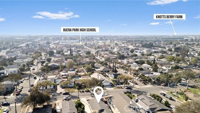 3809 Carol Drive, Fullerton CA: https://media.crmls.org/medias/de38a6bf-a63a-4414-8f0e-a27465ee3e00.jpg