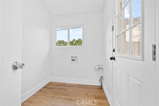 Detail Gallery Image 11 of 28 For 10450 Balboa, Granada Hills,  CA 91344 - 3 Beds | 2 Baths