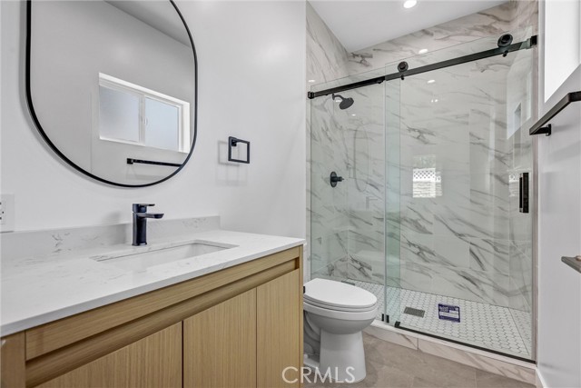 18152 Sunburst Street, Northridge CA: https://media.crmls.org/medias/de3a2081-1ba9-41ff-8c1f-f22a0aac8749.jpg