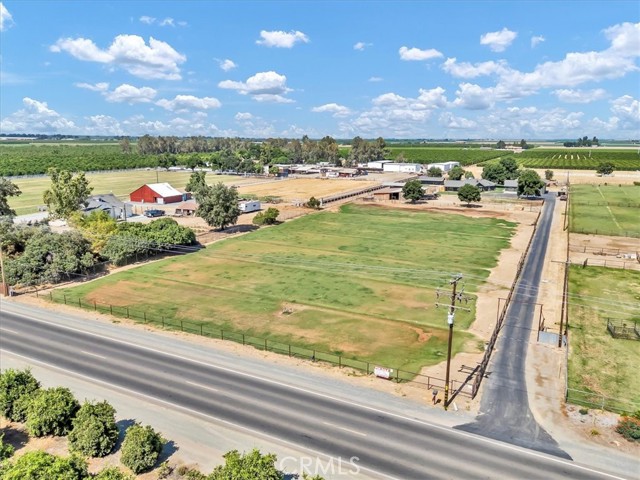 Detail Gallery Image 7 of 55 For 34811 Road 132, Visalia,  CA 93292 - 5 Beds | 3 Baths