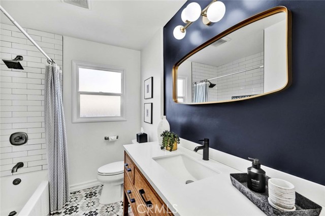 Detail Gallery Image 14 of 35 For 1402 E Rose Ave, Orange,  CA 92867 - 5 Beds | 3 Baths