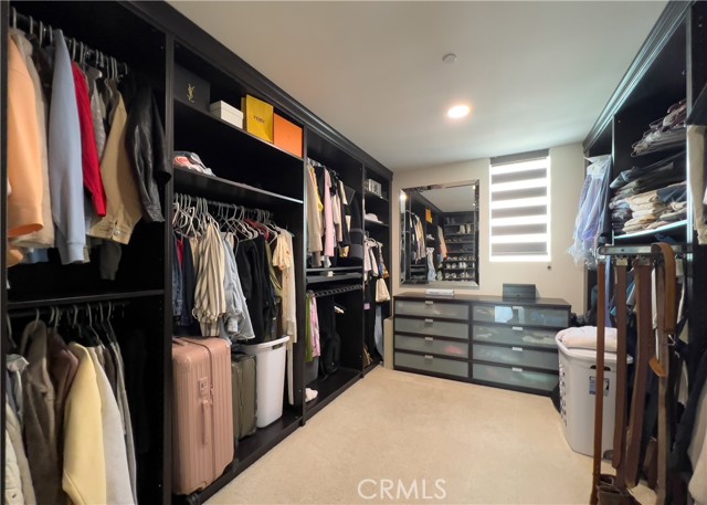 53 Gramercy, Irvine CA: https://media.crmls.org/medias/de3ade46-cc73-442e-a77e-4f1d891dc2a9.jpg