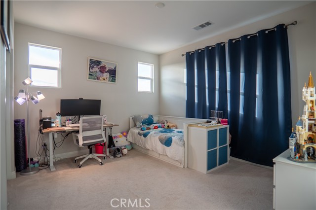 Detail Gallery Image 24 of 31 For 20525 Martingale, Saugus,  CA 91350 - 3 Beds | 3 Baths