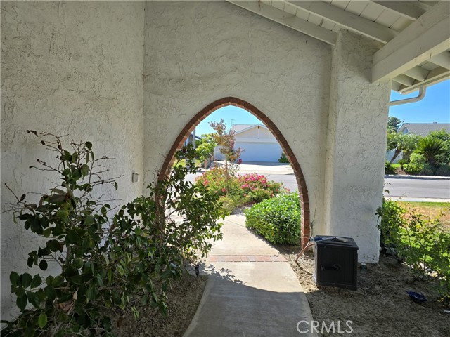 23872 Via La Coruna, Mission Viejo CA: https://media.crmls.org/medias/de3d4308-733a-47a3-8bf2-886337b132ee.jpg