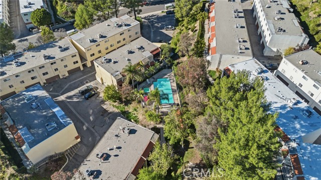 Detail Gallery Image 42 of 42 For 9502 via Salerno, Burbank,  CA 91504 - 2 Beds | 3 Baths