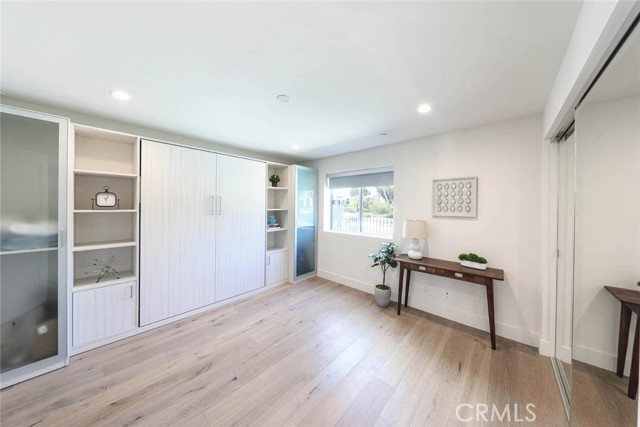 Detail Gallery Image 6 of 25 For 3918 E Coast Highway, Corona Del Mar,  CA 92625 - 3 Beds | 2/1 Baths