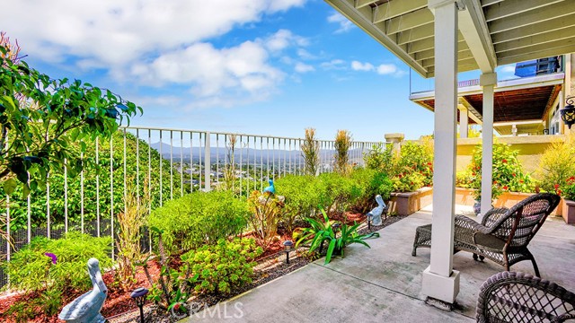 24965 Seagate, Dana Point CA: https://media.crmls.org/medias/de3de896-98f6-4080-ba43-dd1649069654.jpg