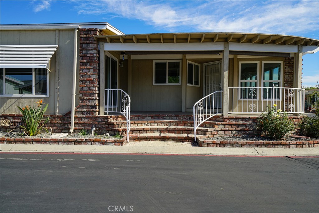 MLS #PW25256912 image #1