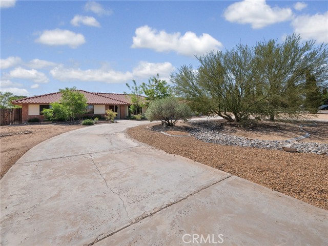 Image 3 for 14685 Genesee Rd, Apple Valley, CA 92307