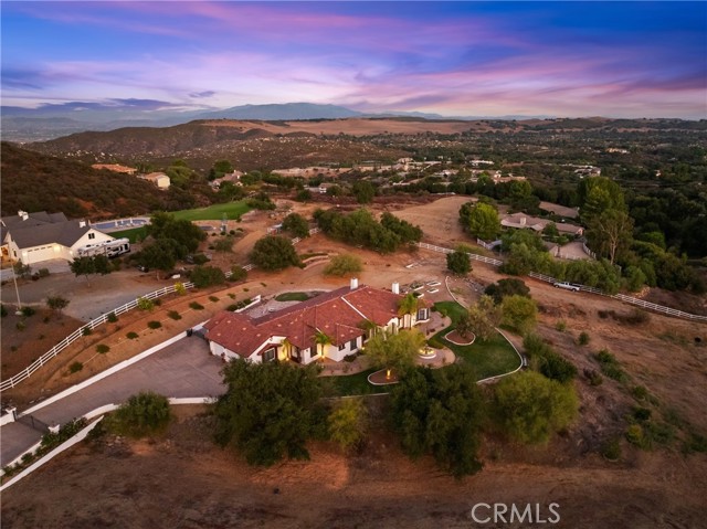 Detail Gallery Image 2 of 9 For 21977 Paseo Chico, Murrieta,  CA 92562 - 4 Beds | 3/1 Baths