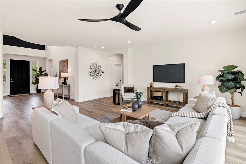 40225 Camino Campos Verde