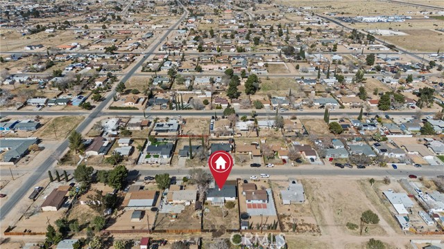 16245 Pine Street, Hesperia CA: https://media.crmls.org/medias/de42c8bc-cb4e-4b87-99d7-1a83488f4a97.jpg