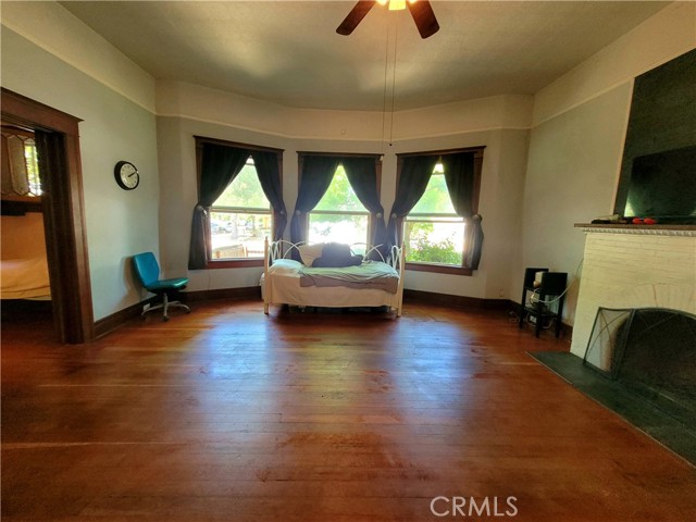 Detail Gallery Image 10 of 22 For 1948 K St, Merced,  CA 95340 - 3 Beds | 2 Baths