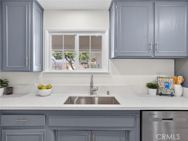 Image 13 of 43 For 3638 156th Street