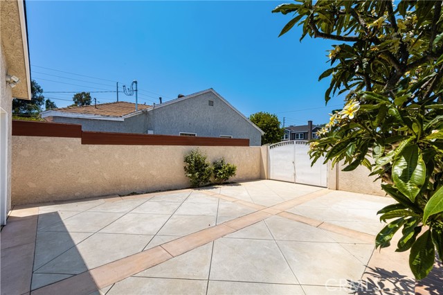 1814 Litchfield Avenue, Long Beach, California 90815, 3 Bedrooms Bedrooms, ,2 BathroomsBathrooms,Single Family Residence,For Sale,Litchfield,RS24139714