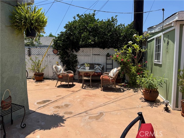 Detail Gallery Image 12 of 21 For 10537 Richlee Ave, South Gate,  CA 90280 - 3 Beds | 2 Baths