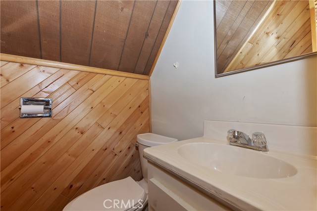 Detail Gallery Image 39 of 57 For 1249 Yellowstone Dr, Lake Arrowhead,  CA 92352 - 5 Beds | 3/2 Baths