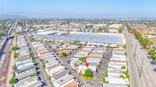 2131 San Bernardino Road, West Covina CA: https://media.crmls.org/medias/de466cc7-a301-4a32-af2b-2c1cba589c46.jpg