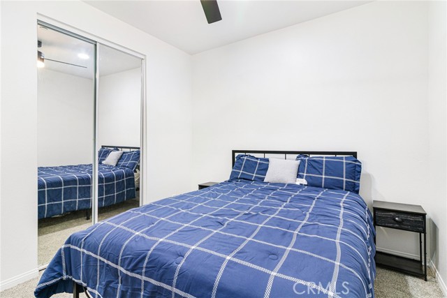 15992 Yosemite Street, Victorville CA: https://media.crmls.org/medias/de47a8fb-8be6-4dab-a9ad-94647cad1cce.jpg