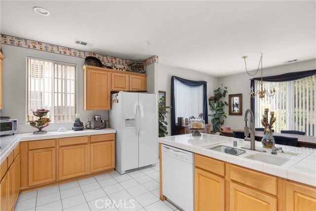 Detail Gallery Image 10 of 32 For 235 Marianela Ln, Los Osos,  CA 93402 - 3 Beds | 2 Baths