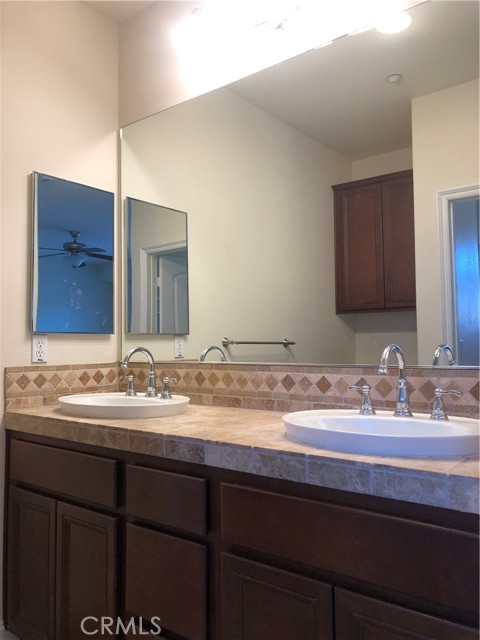 Detail Gallery Image 24 of 27 For 19157 Alexa Ln, Huntington Beach,  CA 92648 - 3 Beds | 2/1 Baths