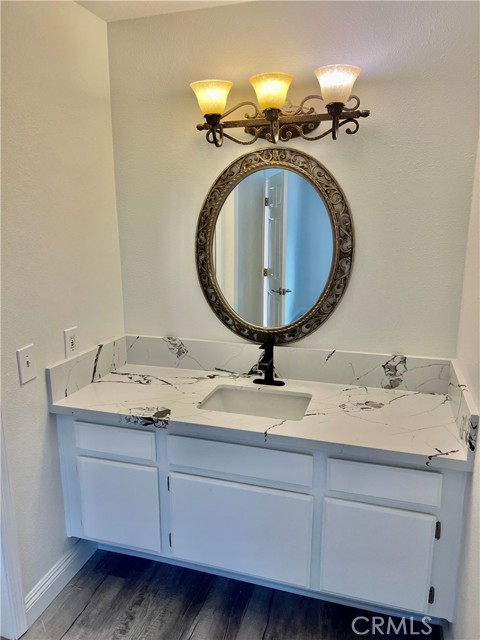 26492 Las Palmas, Laguna Hills CA: https://media.crmls.org/medias/de48b329-b7d2-47fe-9e44-10e6ba3b8dd7.jpg