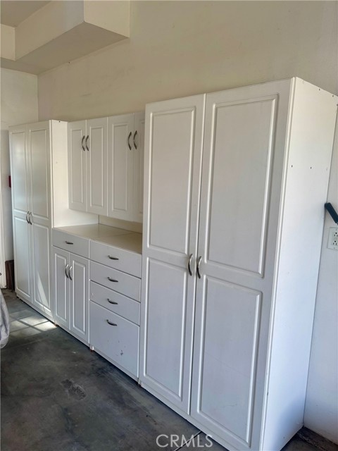 1688 Locust Street, Pasadena CA: https://media.crmls.org/medias/de49a3ad-a9a7-485a-81a3-94d5c0bfbb59.jpg