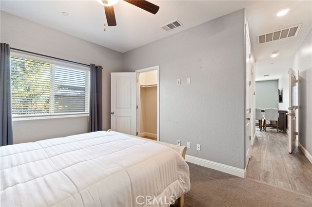 Image 37 of 54 For 521 Blue Oak Lane