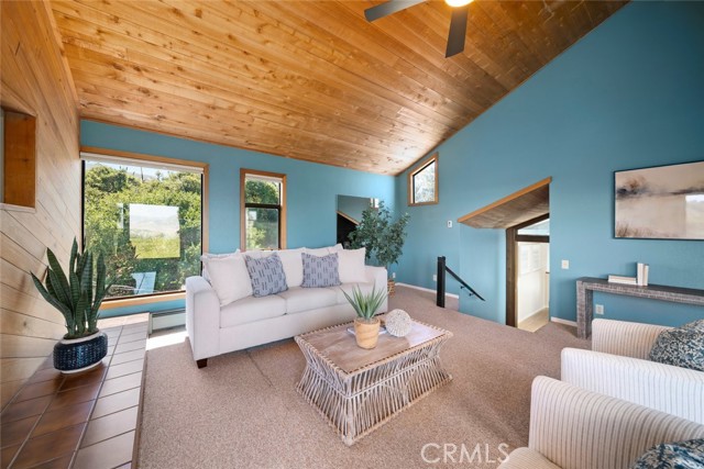 1606 Valley View Drive, Los Osos CA: https://media.crmls.org/medias/de4aaf36-4424-475d-bd82-9119b90b9ae4.jpg