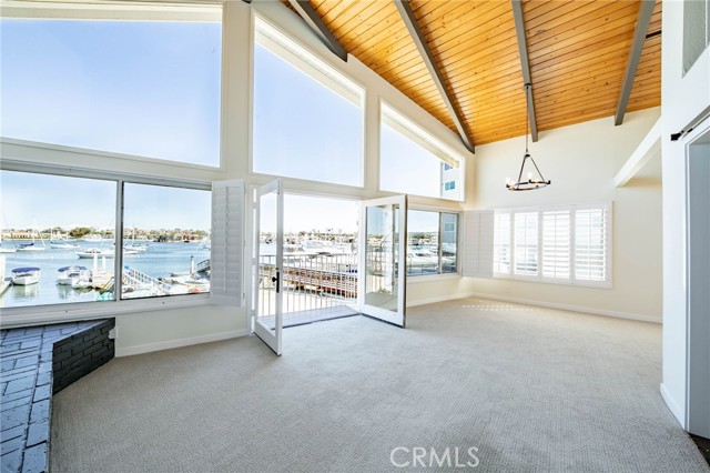 Detail Gallery Image 4 of 34 For 311 E Edgewater a,  Newport Beach,  CA 92661 - 2 Beds | 1 Baths