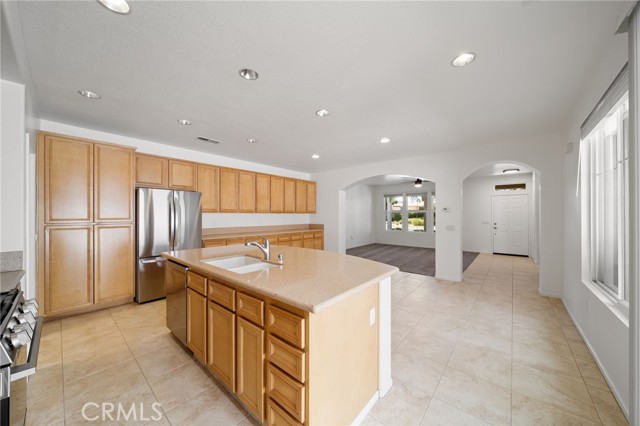 Detail Gallery Image 11 of 29 For 1568 Four Seasons Cir, Beaumont,  CA 92223 - 3 Beds | 2 Baths