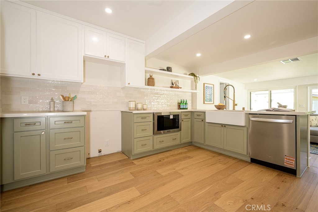 MLS #DW25266008 image #16