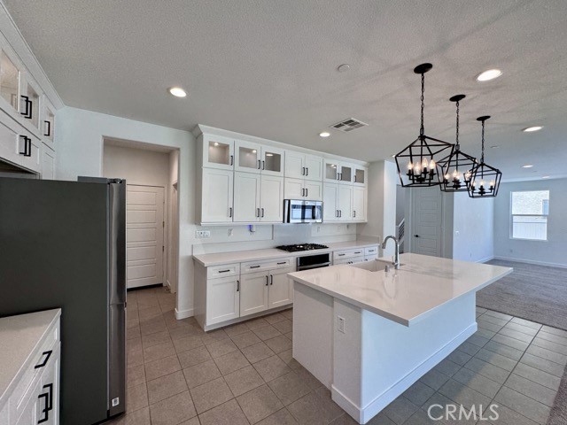 34118 Willow Stone Street, Murrieta CA: https://media.crmls.org/medias/de4bb0ed-067e-4aa3-9992-a5c19068700b.jpg