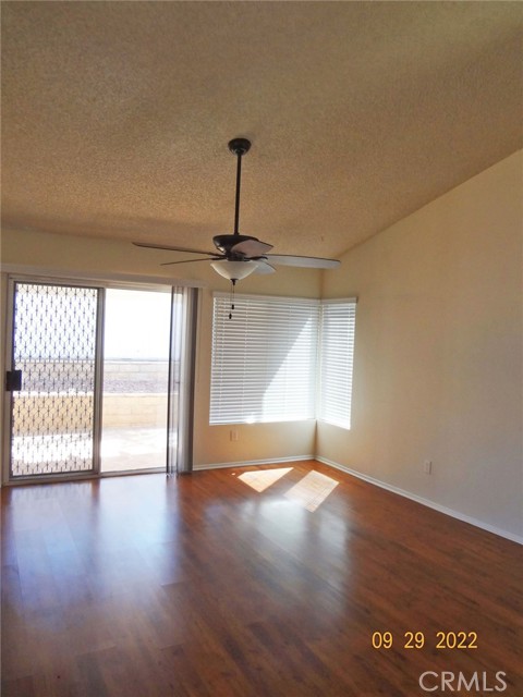 Image 3 of 9 For 29762 Mimosa Court