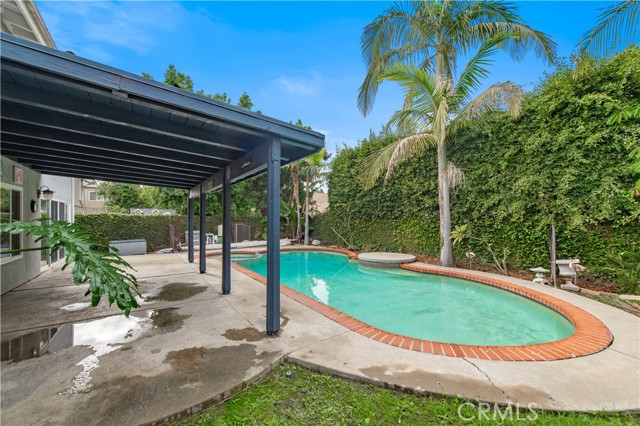 Detail Gallery Image 39 of 43 For 15305 Moulins Cir, Irvine,  CA 92604 - 4 Beds | 2/1 Baths