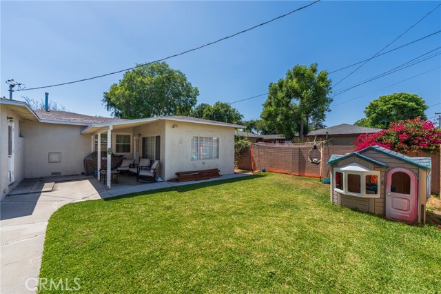 622 S Indiana Street, Anaheim CA: https://media.crmls.org/medias/de4cb0f2-3337-494f-a754-07a69f0ade04.jpg