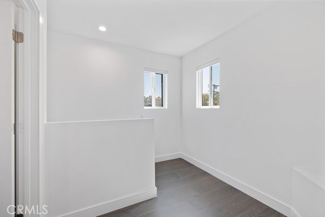 11245 Greenlawn Avenue, Culver City, California 90230, 5 Bedrooms Bedrooms, ,3 BathroomsBathrooms,Residential Lease,For Rent,11245 Greenlawn Avenue,CRSR25156538