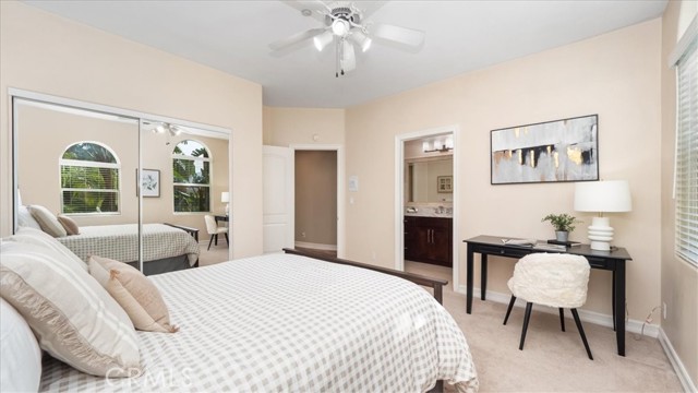 844 Deep Springs Drive, Claremont CA: https://media.crmls.org/medias/de4d1124-f935-4e88-9c21-ccd6bc1b5d57.jpg