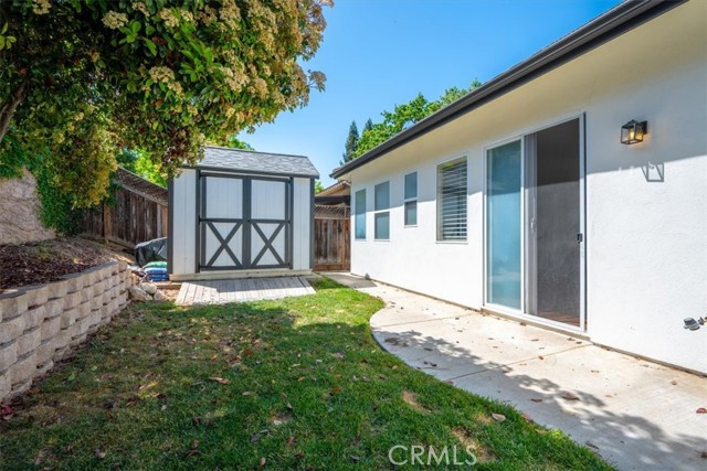 1050 Sleepy Hollow Road, Paso Robles CA: https://media.crmls.org/medias/de4e30b8-b993-4f44-b885-8ef6a6acab19.jpg