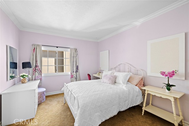 Image 25 of 43 For 22051 Oak Grove