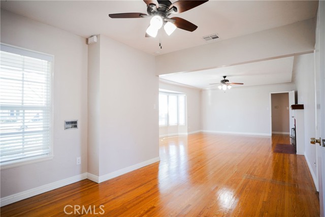 Detail Gallery Image 3 of 16 For 648 S Meridian, Alhambra,  CA 91803 - 3 Beds | 3 Baths