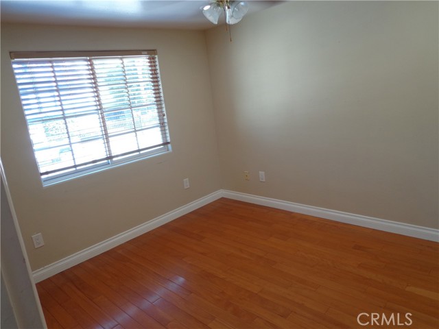 1908 & 1910 Bailey Avenue, Rosemead CA: https://media.crmls.org/medias/de5003bd-e3c2-49c2-ac4a-a604aab7092e.jpg