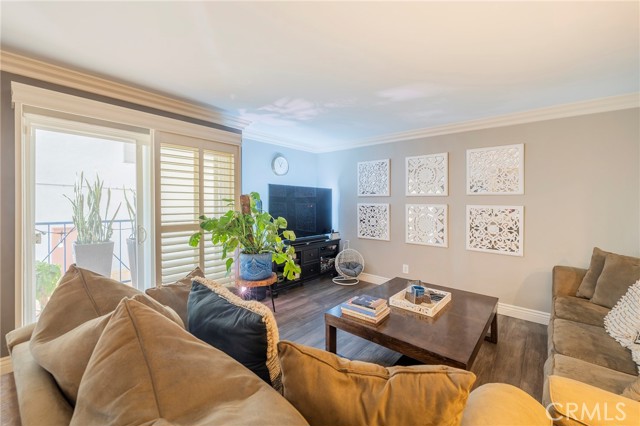 Detail Gallery Image 4 of 17 For 1110 W 10th St #102,  San Pedro,  CA 90731 - 2 Beds | 2 Baths
