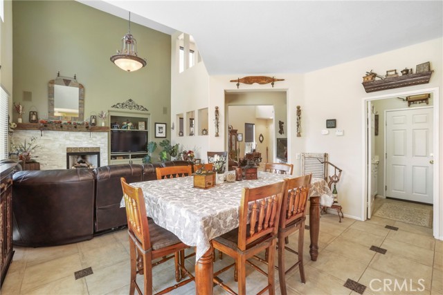 22760 Shadygrove Court, Wildomar CA: https://media.crmls.org/medias/de5152e4-ce2c-46f0-b869-d8c9806f19af.jpg