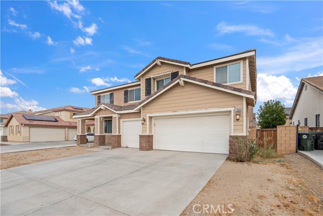 12569 Mesa View Drive, Victorville CA: https://media.crmls.org/medias/de518664-601a-4922-8c33-219e44d56f39.jpg