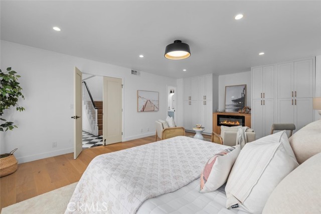 Detail Gallery Image 9 of 52 For 17481 Tramonto Dr, Pacific Palisades,  CA 90272 - 4 Beds | 3 Baths