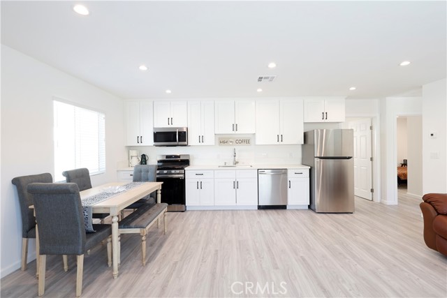 Detail Gallery Image 26 of 26 For 18623 Bryant St, Northridge,  CA 91324 - 3 Beds | 2 Baths